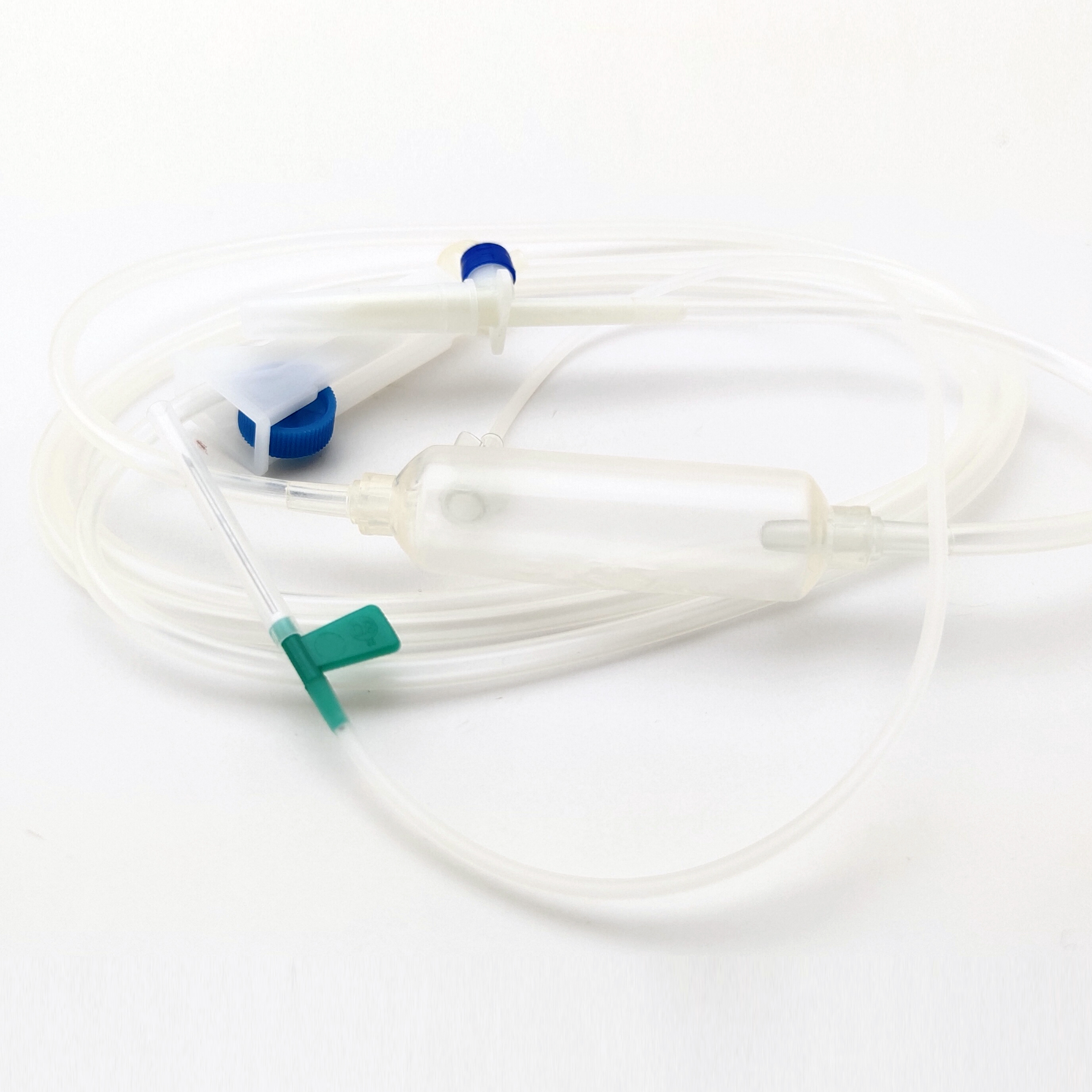 Ensemble de perfusion intraveineuse (tube double)